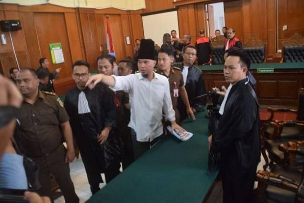 Meski Dituntut 1,5 tahun, Ahmad Dhani Berpotensi Lolos Jadi Anggota DPR RI