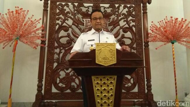 Anies Tegaskan Tak Ada Rencana Penghapusan PBB Gratis
