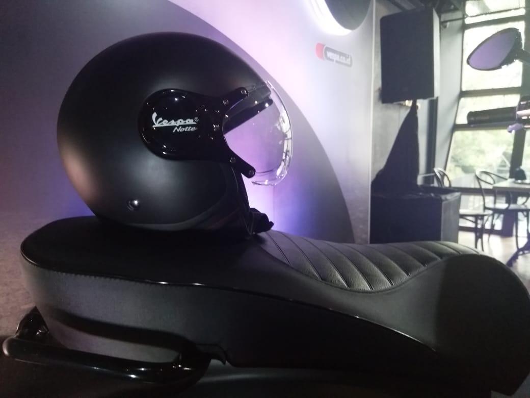 Vespa Edisi Terbatas Sprint S Notte Masuk INDONESIA, Cuma Beda Rp 500 Ribu