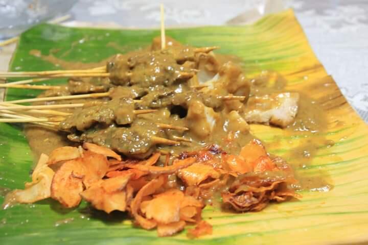 Beda Nasi Kapau dan Nasi Padang