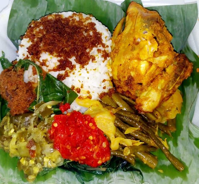 Beda Nasi Kapau dan Nasi Padang