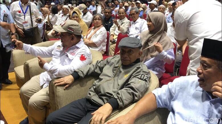 Amien Rais-Djoko Santoso Hadiri Syukuran Klaim Kemenangan Prabowo di TMII