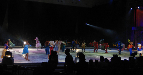 Si Kecil Butuh Hiburan? Ajak Dia Ke Disney On Ice Aja Moms!