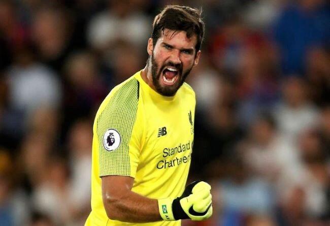 Ada Nama Pogba di Team of the Year 2019, PFA Bercanda?