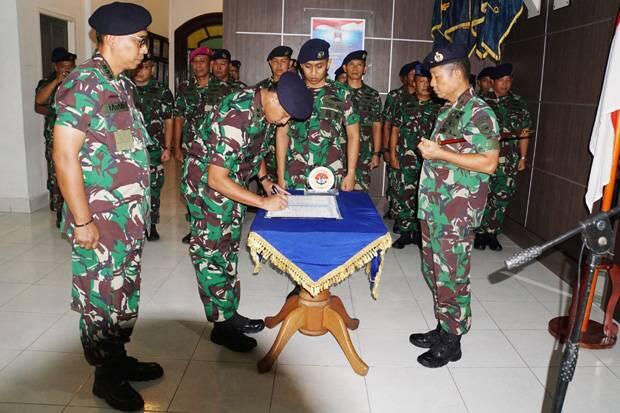 Letkol Laut (P) Ari Aryono Resmi Jabat Asintel Danlantamal IV