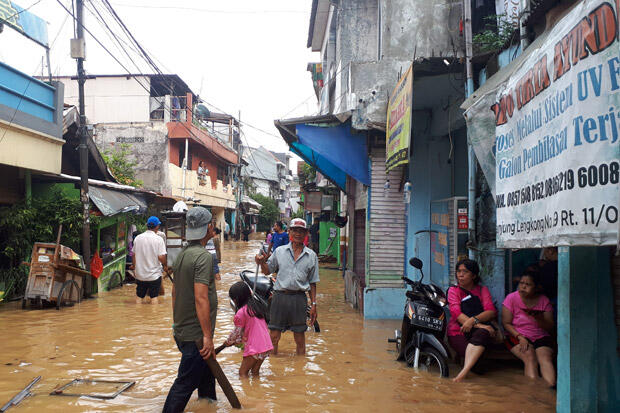 Banjir di Wilayah Jakarta, 2 Orang Meninggal dan 2.258 Warga Mengungsi