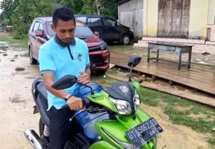 Kisah Tukang Antar Galon Raih 1 Kursi di DPRD Muna Barat