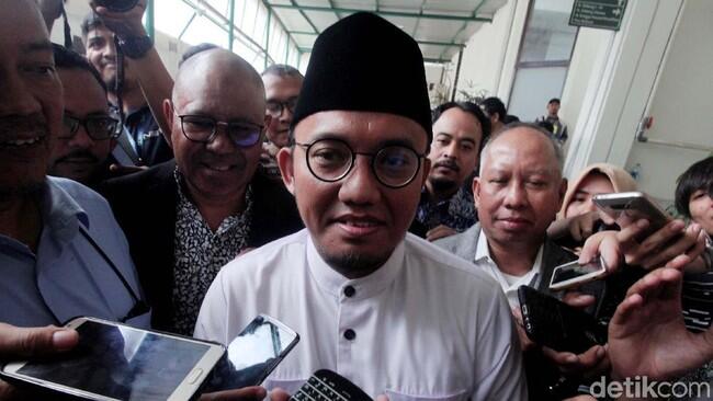 Zulkifli Hasan Bertemu Jokowi di Istana, BPN: Wajar, Tak Bahas Politik