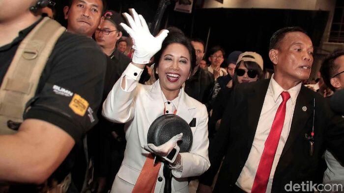 Garuda Diduga Manipulasi Laporan Keuangan, Bagaimana Pengawasan Rini?