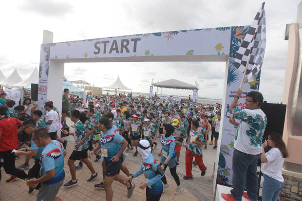 Ada yang Beda Dalam Lomba Koran Sindo dan Sindonews.com Beach Run di Ancol