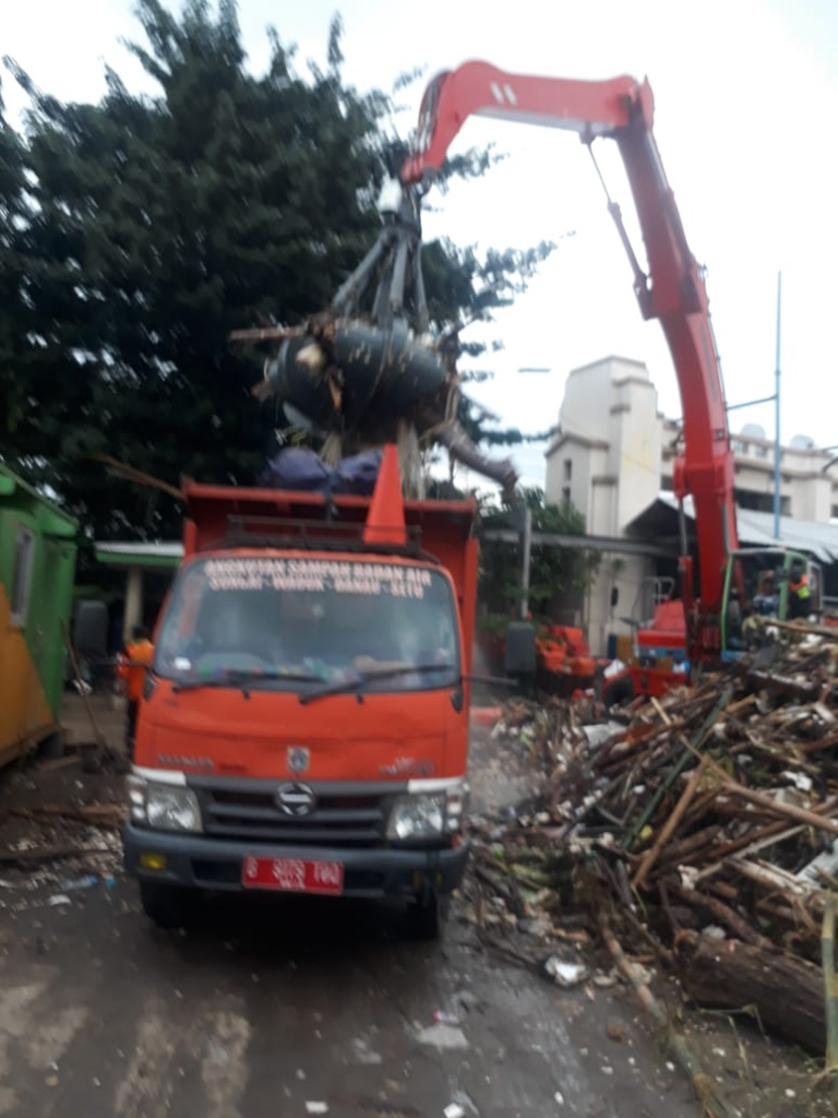 Sampah Oh Sampah Jakarta Banjir Lagi