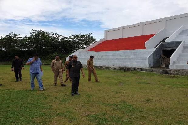Bupati Agus Ambo Djiwa Tinjau Lapangan Bola Pasangkayu