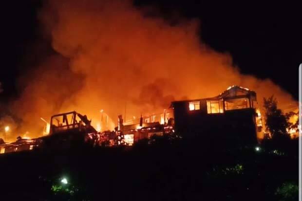 Jayapura Membara, Ratusan Rumah di Permukiman Padat Terbakar