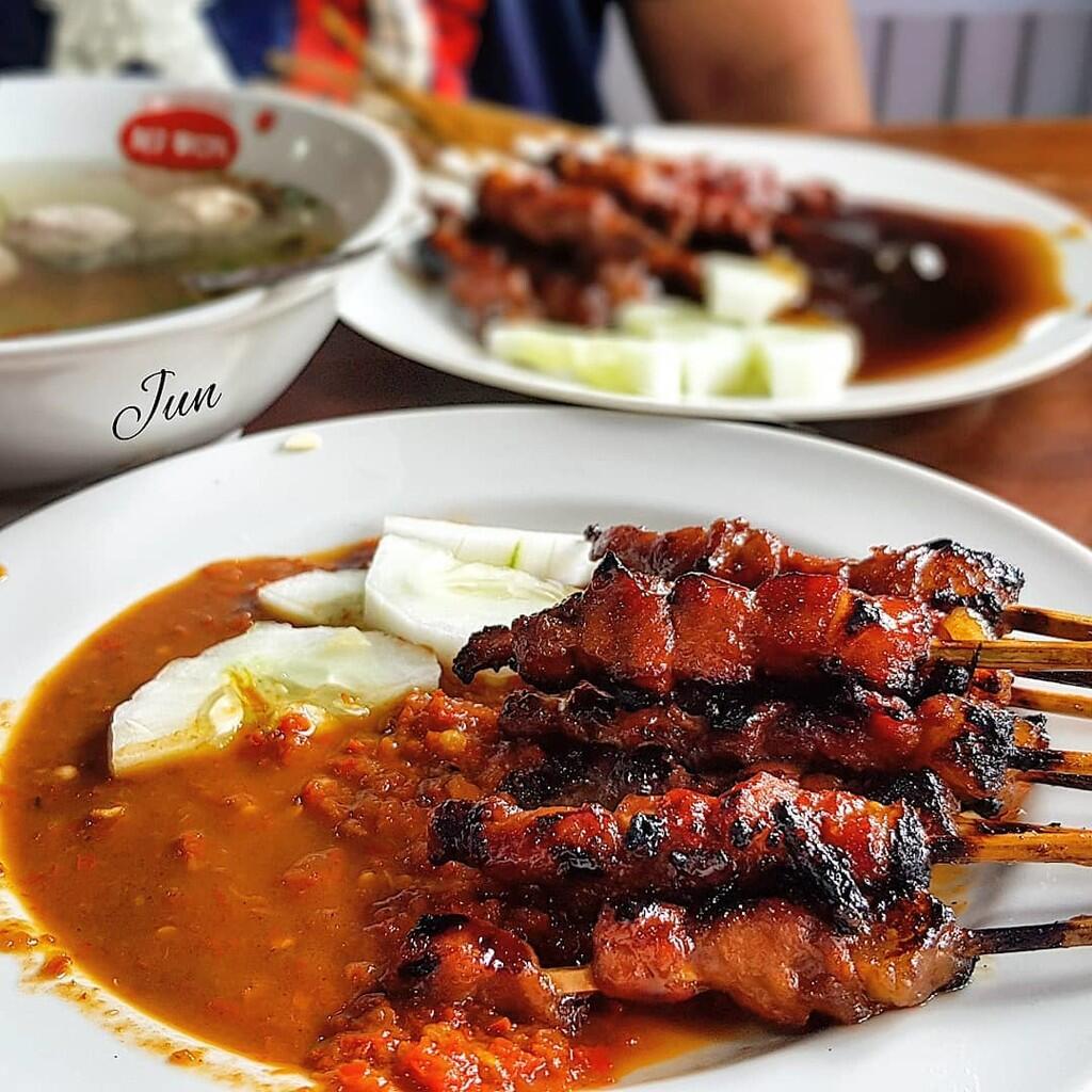 7 Rekomendasi Tempat Makan Legendaris di Bali yang Wajib Kamu Coba