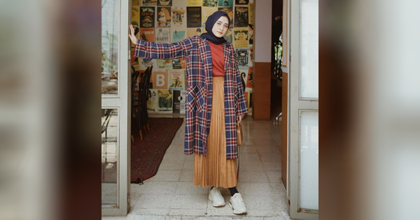Bingung Mix & Match Pleated Skirt? Lihat Sini Aja Sis! Bikin OOTD Sista Makin Kece!
