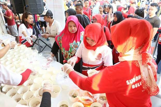 KIBIF Bagikan Produk Lewat 1.000 Mangkuk Bakso