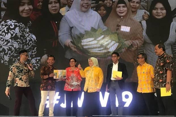 Bupati Kobar Nurhidayah Kenalkan Wisata Daerah di Ajang JMW 2019