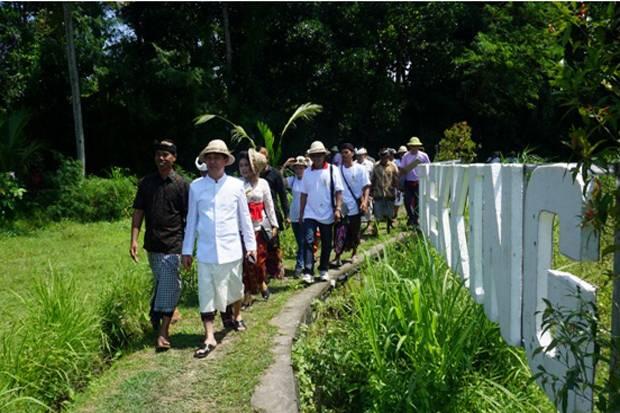 Bupati Suwirta Minta Objek Desa Wisata Dikembangkan