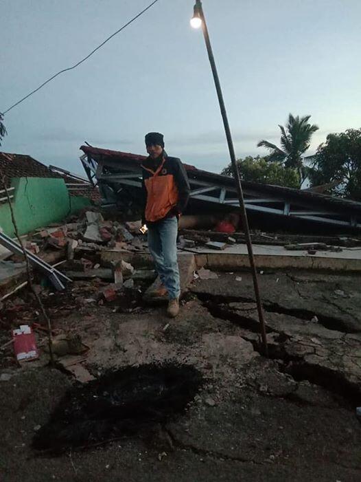 Tanah bergerak sukabumi sangat parah