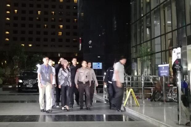 Tiba di Gedung KPK, Bupati Talaud: Saya Bingung Tiba-tiba Dibawa ke Sini