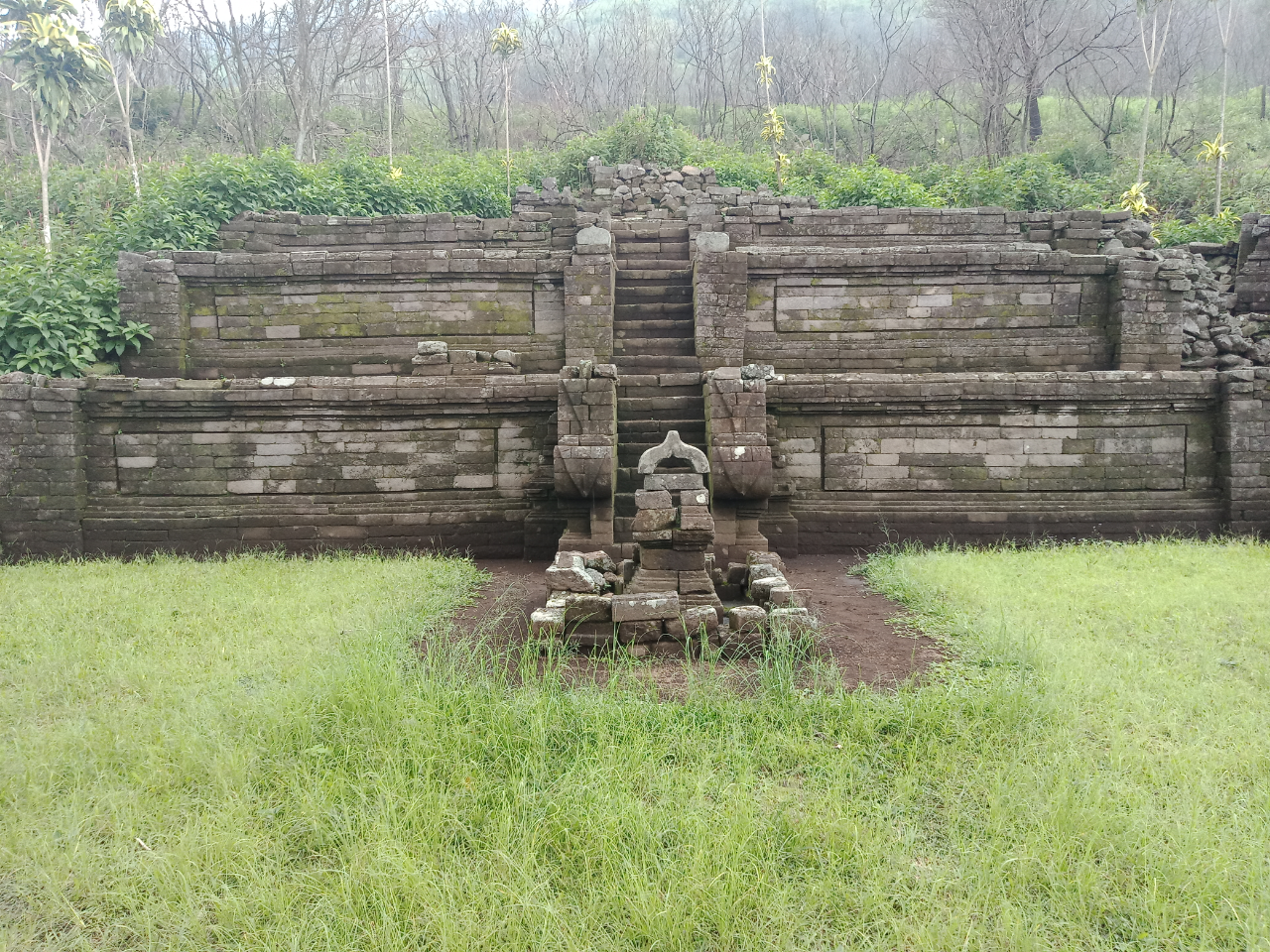 Jelajah Candi Di Gunung Penanggungan Part II