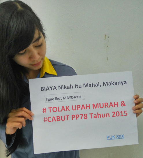 [Mbloo...Nih Mbloo]...Hari Buruh, Para Pekerja Cantik Ini Bikin Demo Lebih Adem