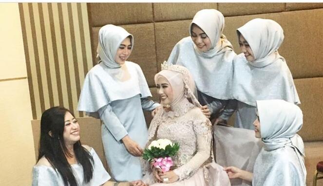 4 Mitos yang Kerap Dilakukan Tamu Undangan Pernikahan, Ampuh atau Enggak Ya?