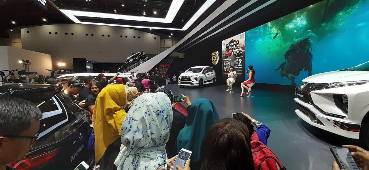 Keren!! Gak Hanya Soal Mobil, Mitsubishi Motors Bahas “Lingkungan” di IIMS 2019