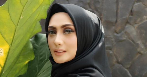 Bingung Menggunakan Makeup? Jadikan Makkeup Lita Sebagai Inspirasimu Aja Sis!