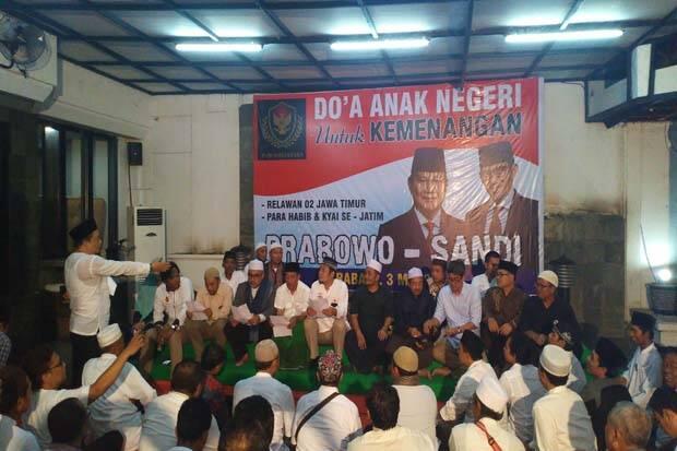 Relawan Prabowo-Sandi di Surabaya Gelar Syukuran Kemenangan
