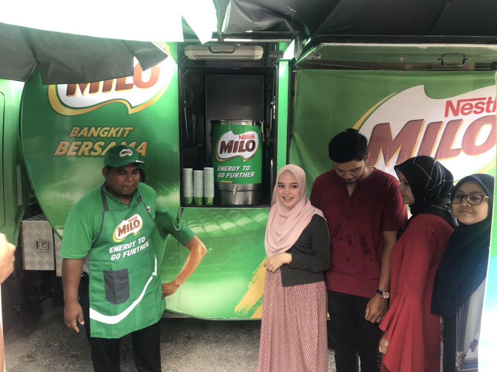 KOPLAK! Menantu &quot;CANTIKNYA&quot; Ngidam, Mertua Nekat Kejar Truk Milo Di Jalan TOL!