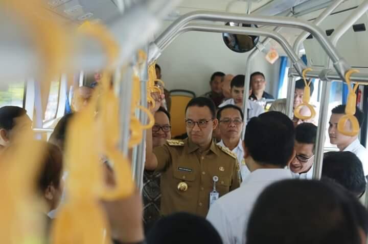 Uji Coba Bus Listrik TransJakarts
