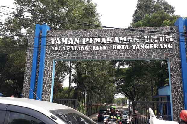 Jelang Ramadhan, TPU Selapajang Ramai Dikunjugi Peziarah