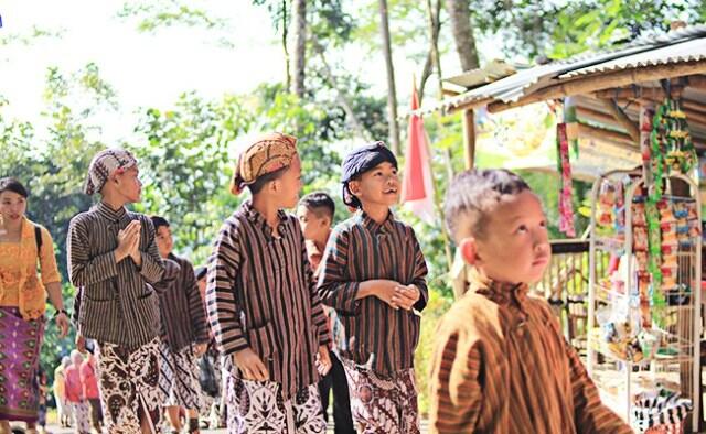 Rasa Syukur Masyarakat Buddha Jawa Diwujudkan dengan Menghargai Air