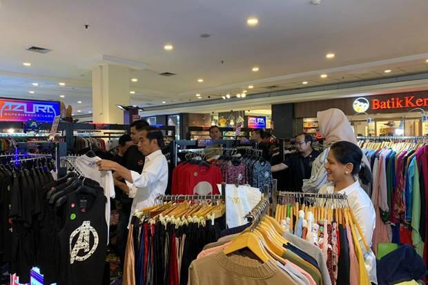 Jelang Ramadhan, Jokowi Ngemal Bareng Iriana di Botani Square