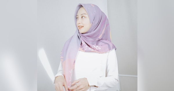 Ayo Tampil Cantik dengan Model Hijab Segi Empat Kekinian di Bulan Ramadhan!