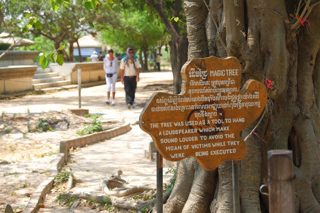 (FR) Jejak Kekejaman Khmer Merah di Choeung Ek dan Tuol Sleng Museum Kamboja