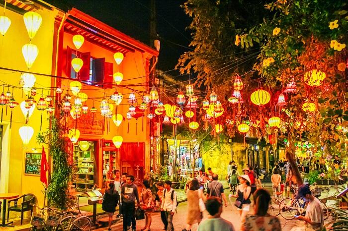 Berkunjung ke Kota Tua Hoi An, Vietnam. Hanya 74,203.74 Rupiah