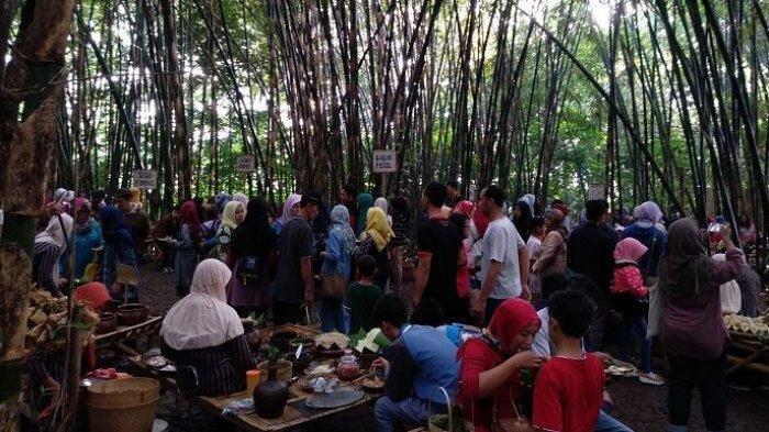 Pasar Papringan, Pasar yang Hanya Buka Hari Minggu Wage dan Pon | KASKUS - Kesenian Dan Permainan Tradisional Di Pasar Papringan