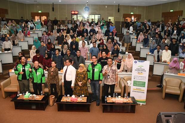 IPB dan Gojek Kerja Sama Kembangkan Kuliah Lintas Negara