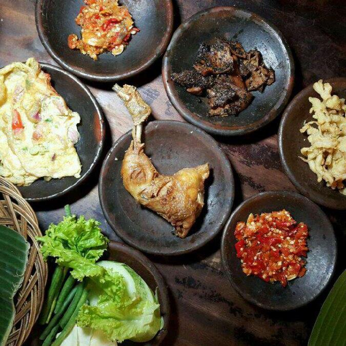 10 Tempat Buka Puasa di Solo yang Cocok untuk Buka Bersama 