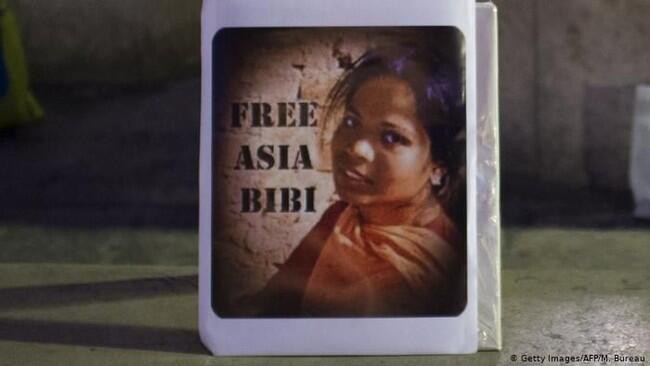 Korban Pasal Penistaan Agama Asia Bibi Tinggalkan Pakistan Menuju Kanada