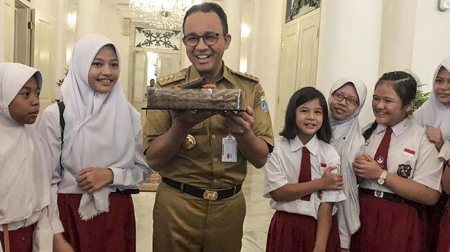 Selamat Ulang Tahun, Pak Anies