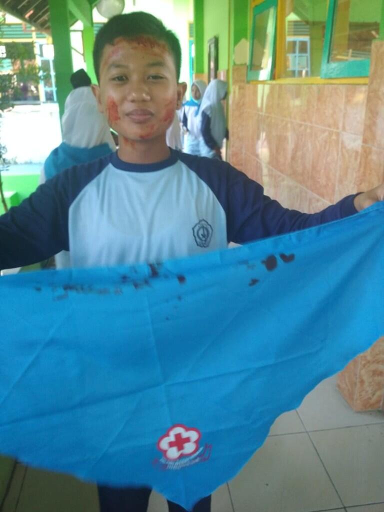 3 Komunitas Yang Berbeda, PRAMUKA, PMR, PKS