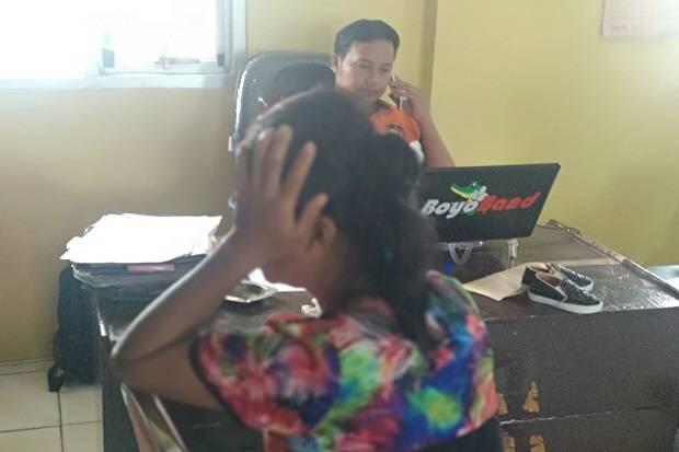 Curi Puluhan Sandal, Ibu Paruh Baya Diamankan Polres Bengkulu Utara