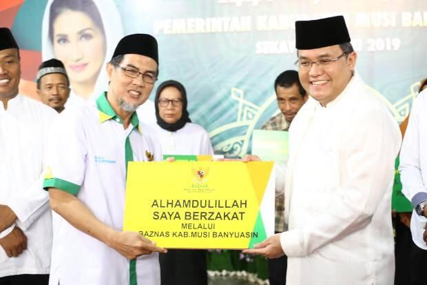 Buka Safari Ramadhan, Dodi Reza Luncurkan Perda Zakat