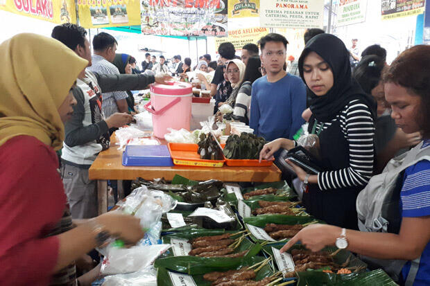 Magnet Pasar Benhil bagi Pemburu Takjil Enak dan Murah di Jakarta