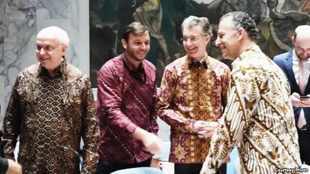 Sidang DK PBB Yang Penuh Warna Dan Corak Batik