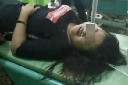 Diduga Mabuk, Mobil Hantam Trotoar di depan Kantor Bupati Merangin