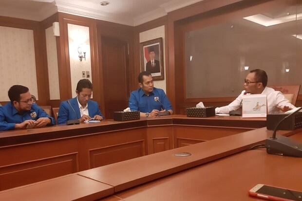 Hanif Dhakiri Berharap KNPI Menjadi Mitra Strategis Kemenaker